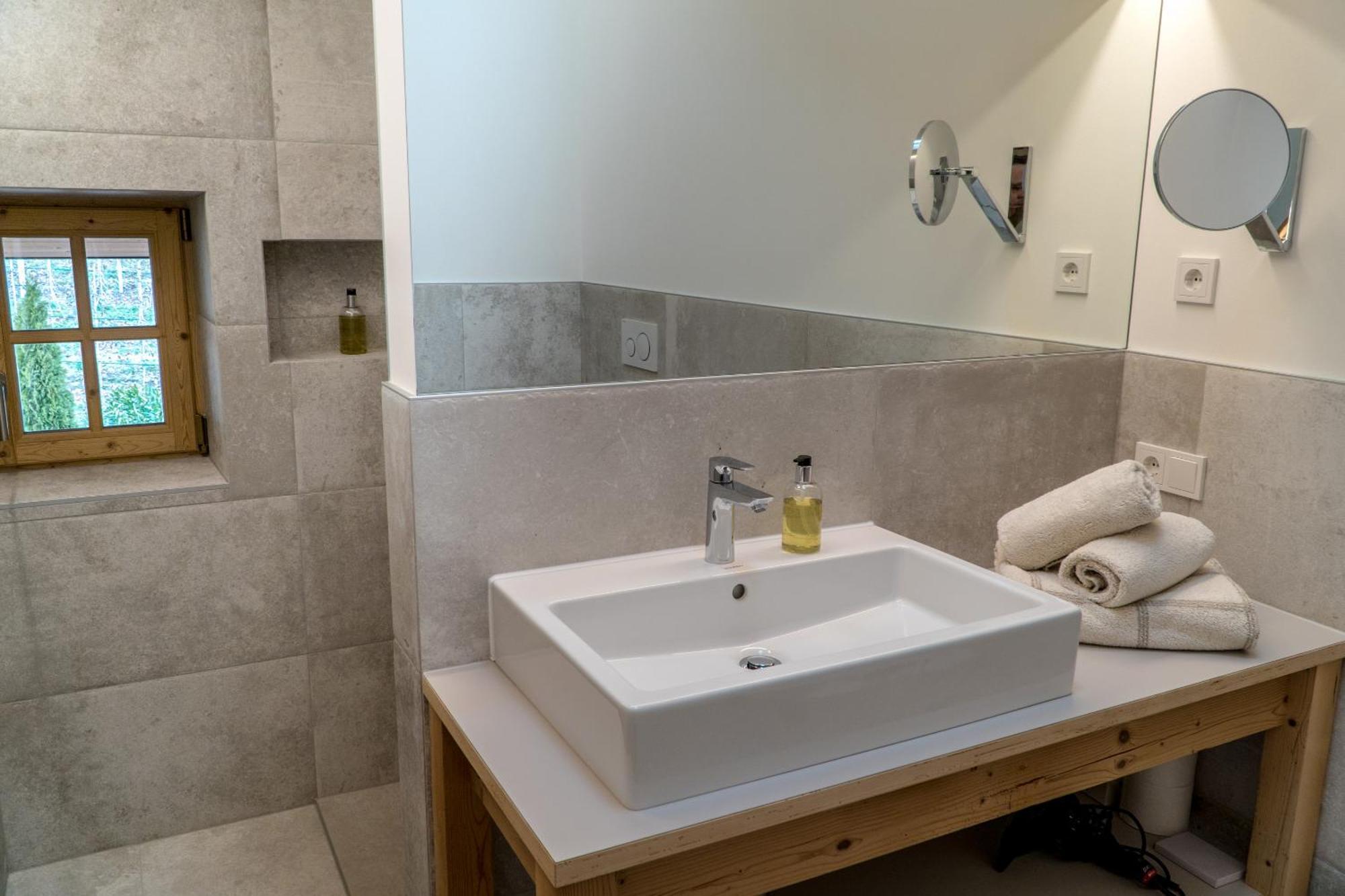 Apartmán Huber Unterm Baum Lagundo Pokoj fotografie